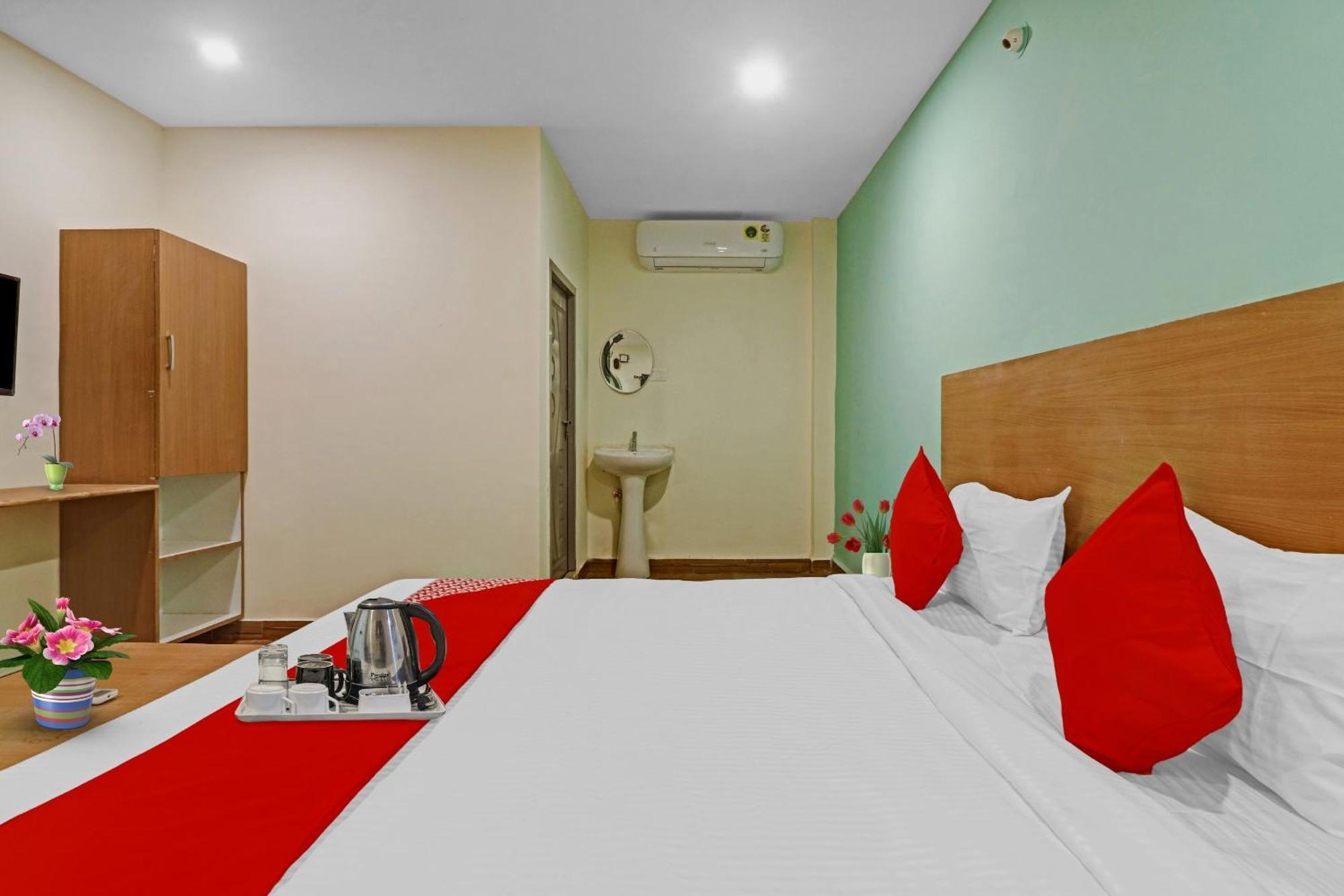 Hotel O Lavish Stay Hyderabad Exterior photo